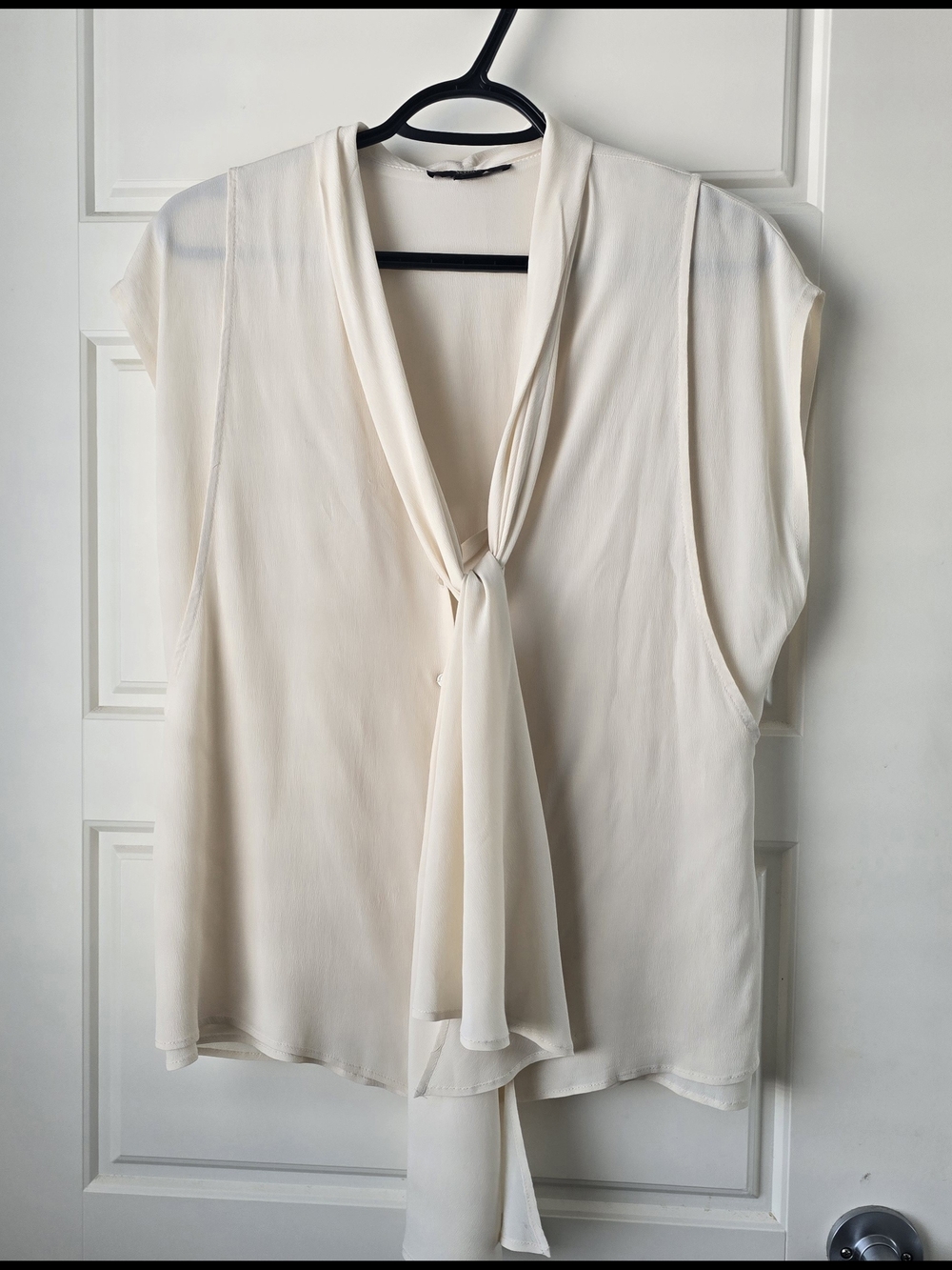 Made in Italy Seventy Venezia Silk-Blend Tie-Front Sleeveless Blouse